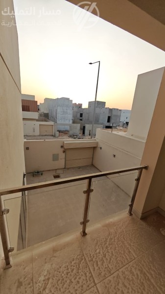 Photo by Daniel J. Schwarz